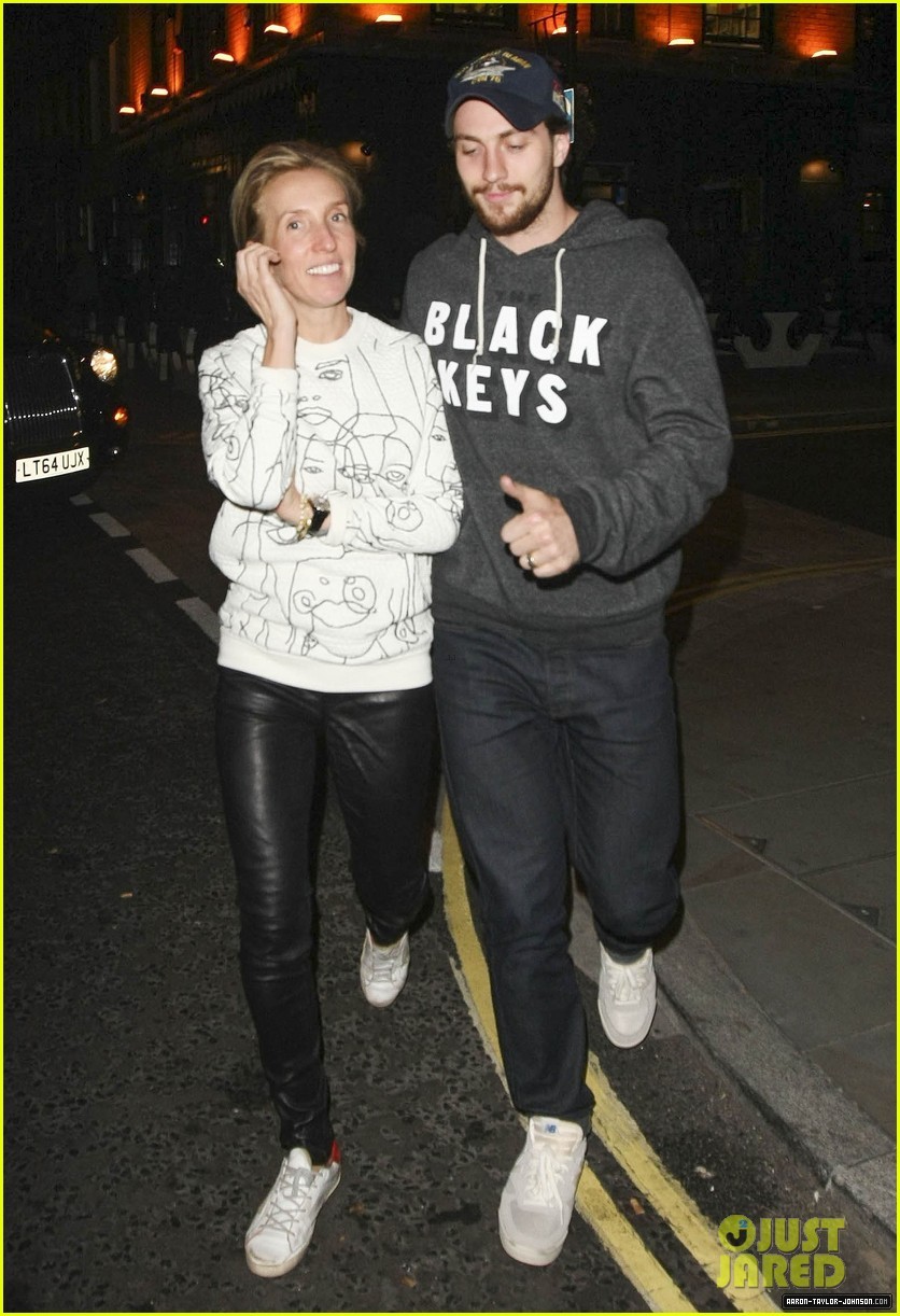 045.jpg