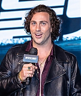 1040.jpg